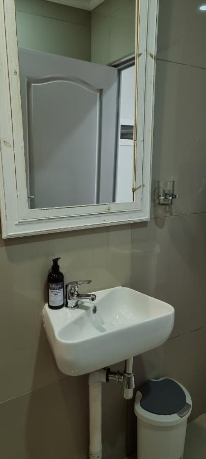 Atterbury Self Catering Studios พริทอเรีย ภายนอก รูปภาพ