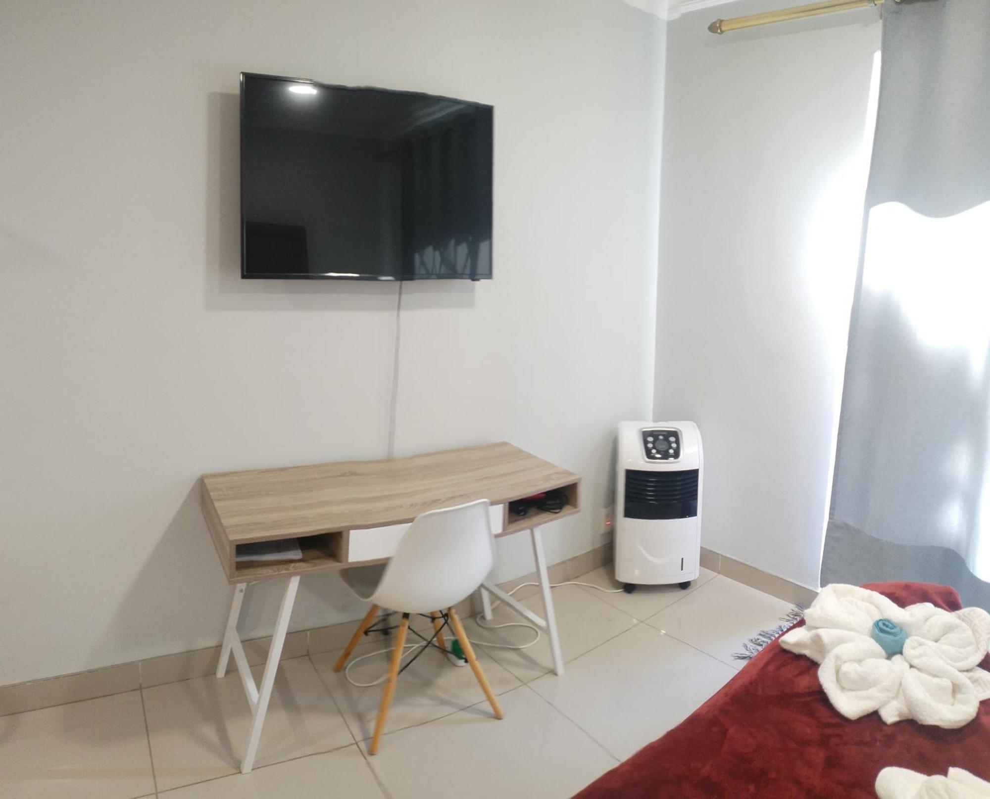 Atterbury Self Catering Studios พริทอเรีย ภายนอก รูปภาพ