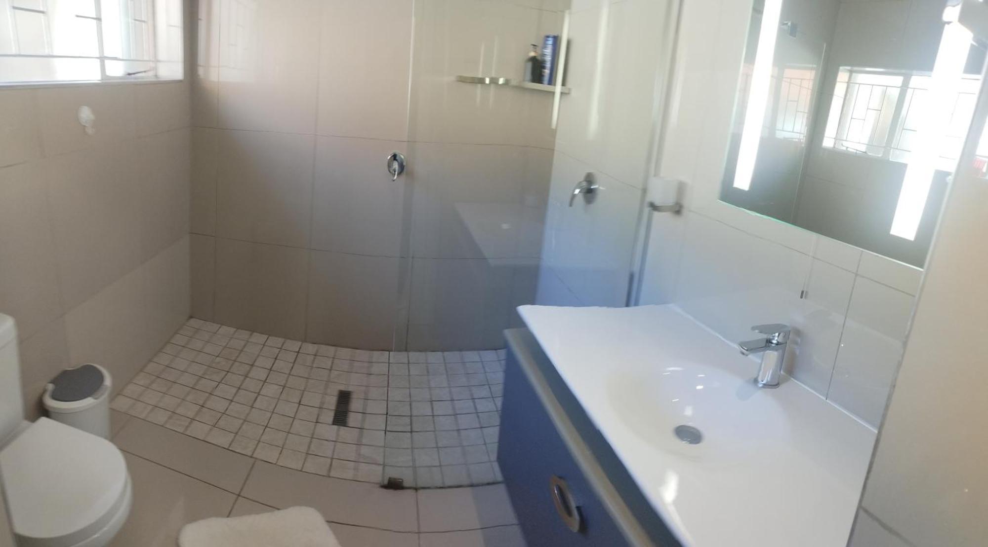 Atterbury Self Catering Studios พริทอเรีย ภายนอก รูปภาพ